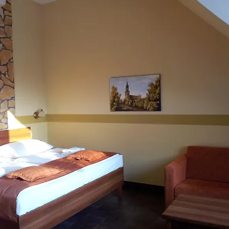 Vinopa Hotel 3*