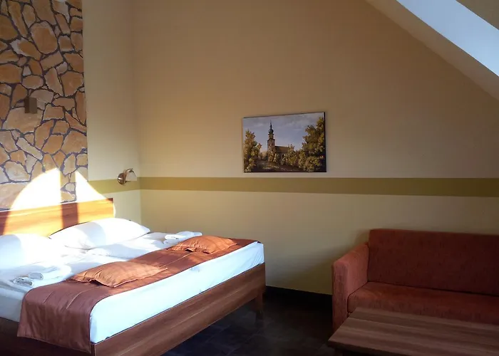 Vinopa Hotel 3*